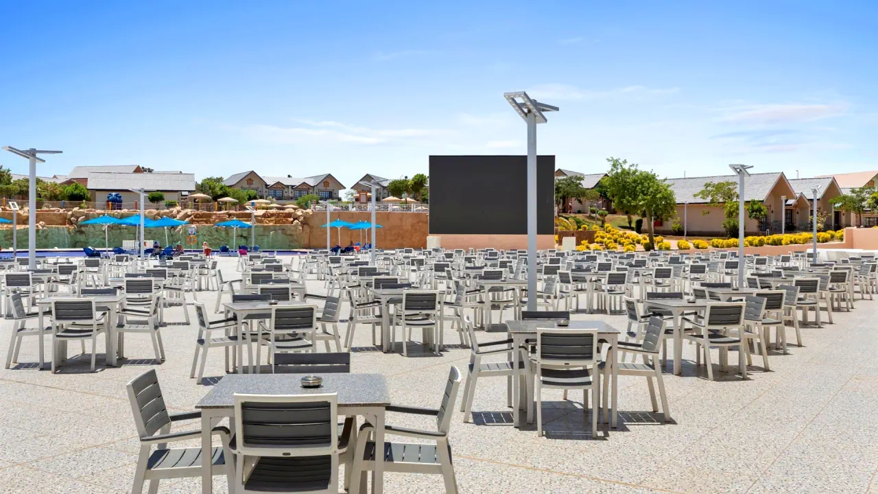 الفندق الباتروس ووتر فالي ريزورت نيفير لاند - الغردقة